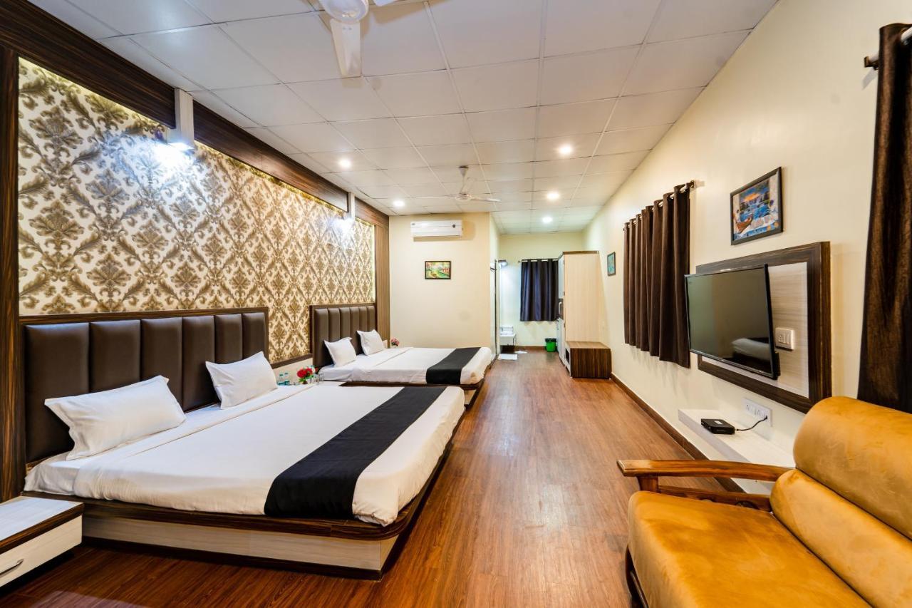 Narmada Hills Resort Omkareshwar Екстериор снимка
