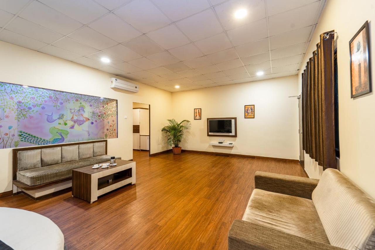 Narmada Hills Resort Godarpura Екстериор снимка