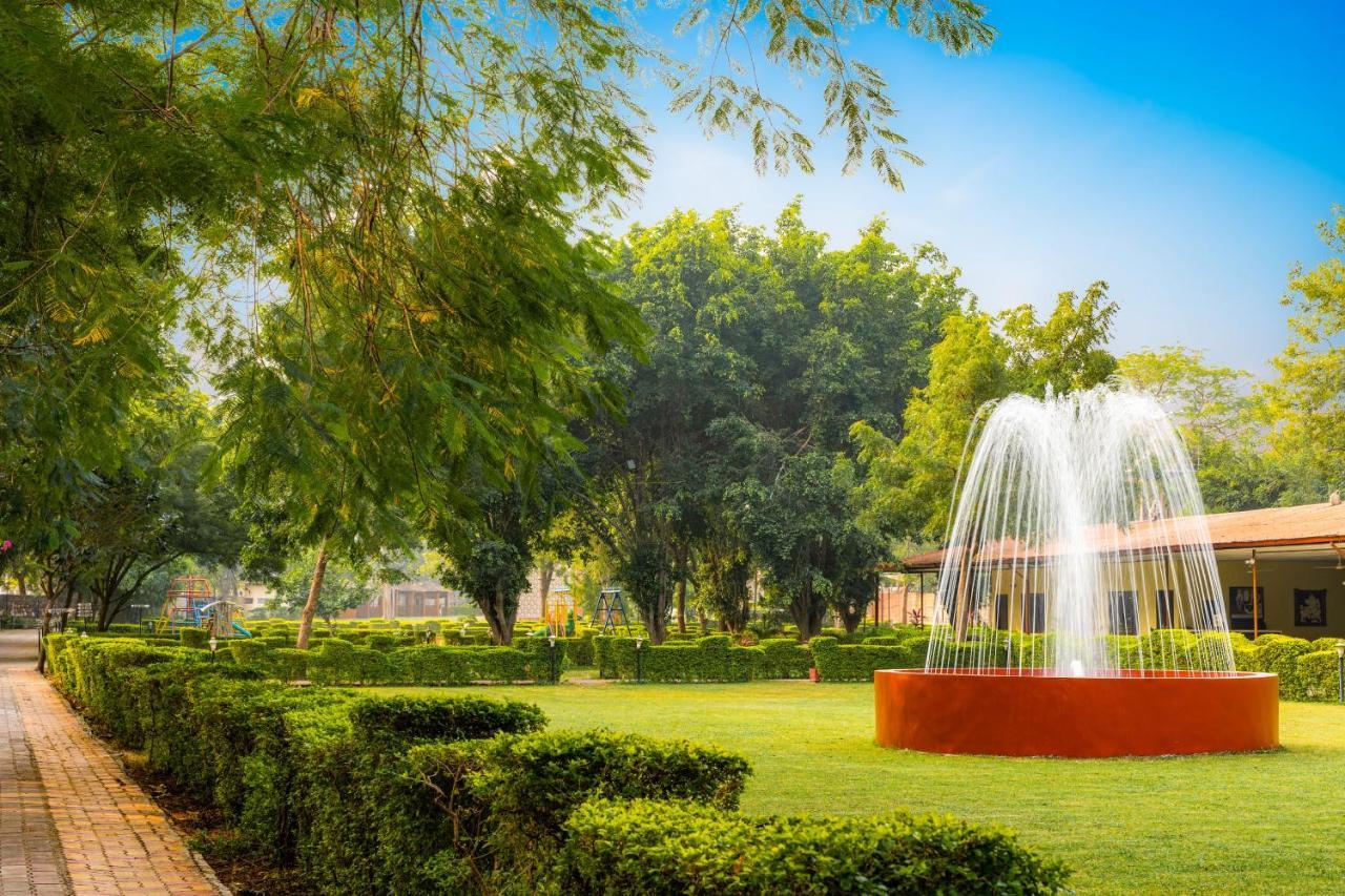 Narmada Hills Resort Godarpura Екстериор снимка