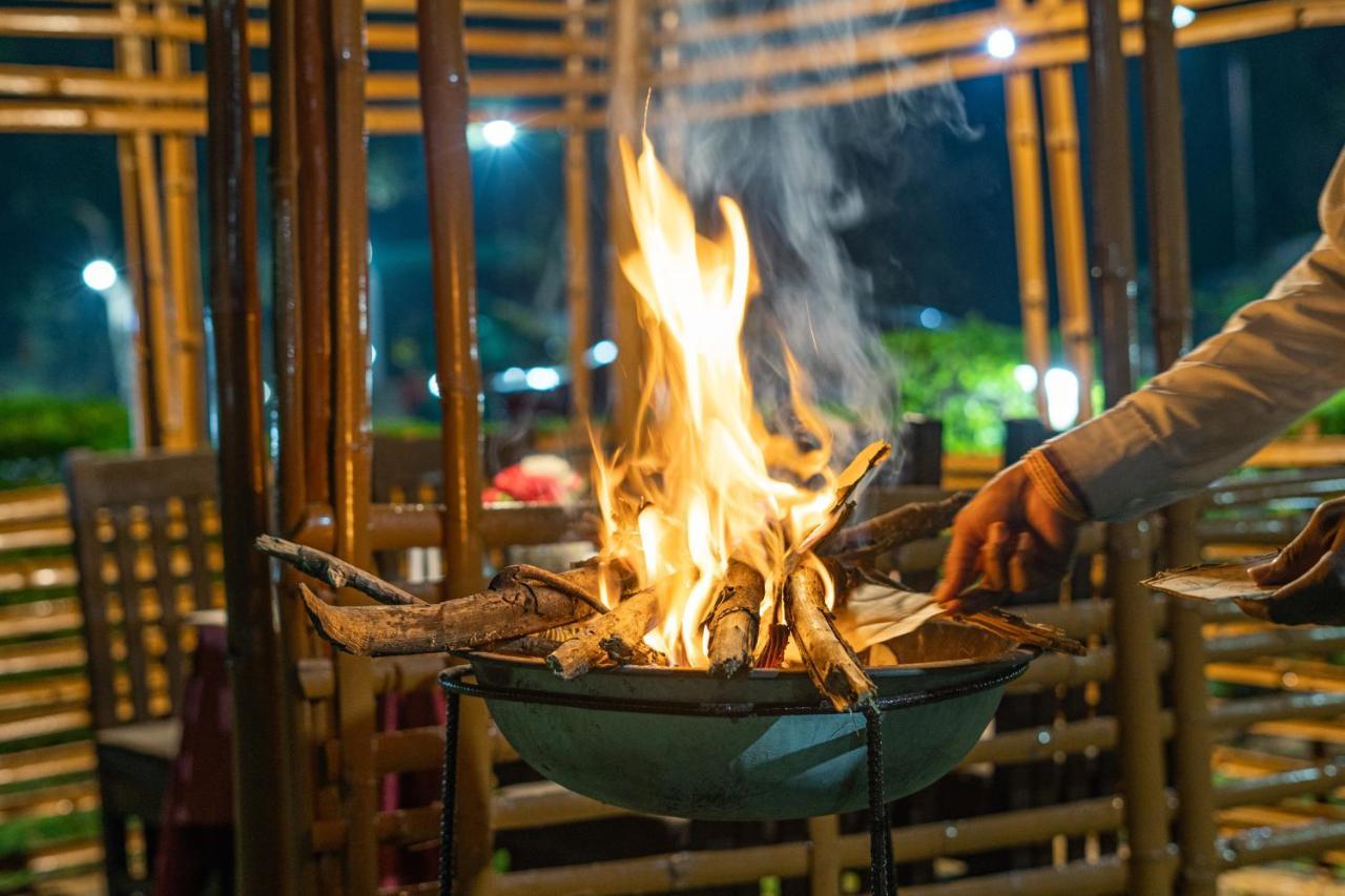 Narmada Hills Resort Omkareshwar Екстериор снимка