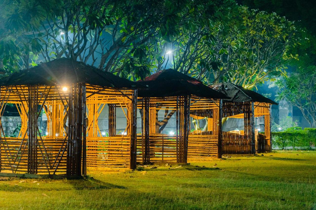 Narmada Hills Resort Godarpura Екстериор снимка